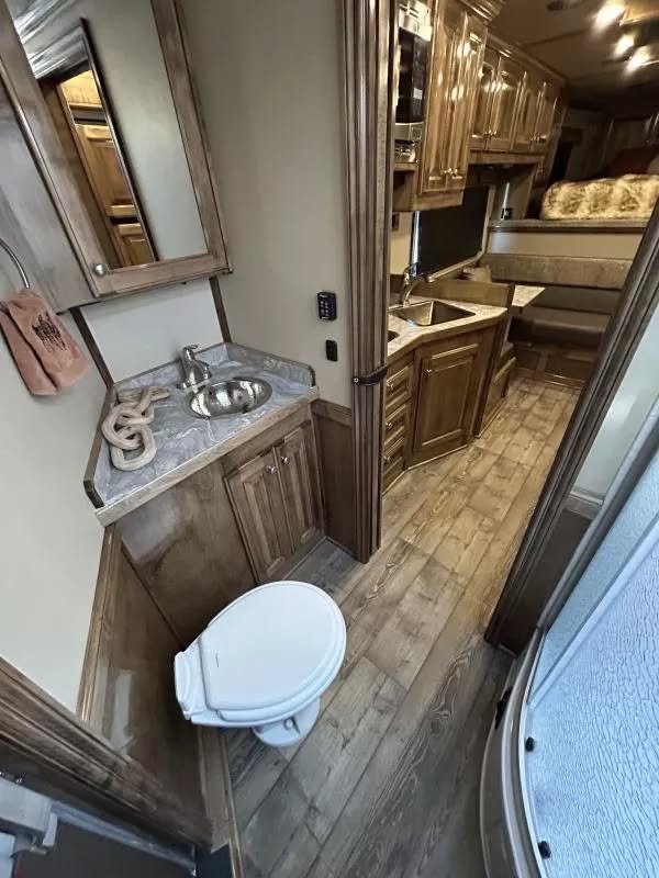 4 horse used trailer