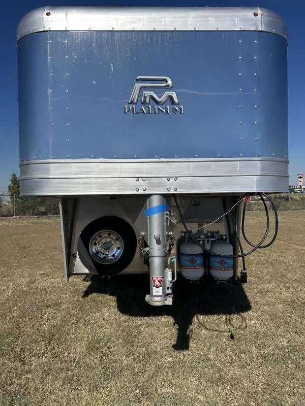 2026 Platinum Coach 4 horse trailer 12'8" sw living quarters w/side load Horse Trailer - Image 17