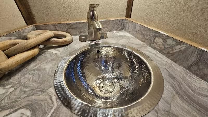 used 4 horse trailer