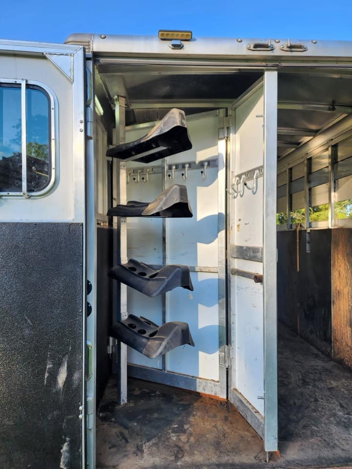 2021 Sundowner Santa Fe Horse Trailer, 4H and Living Quarters Horse Trailer - Image 18