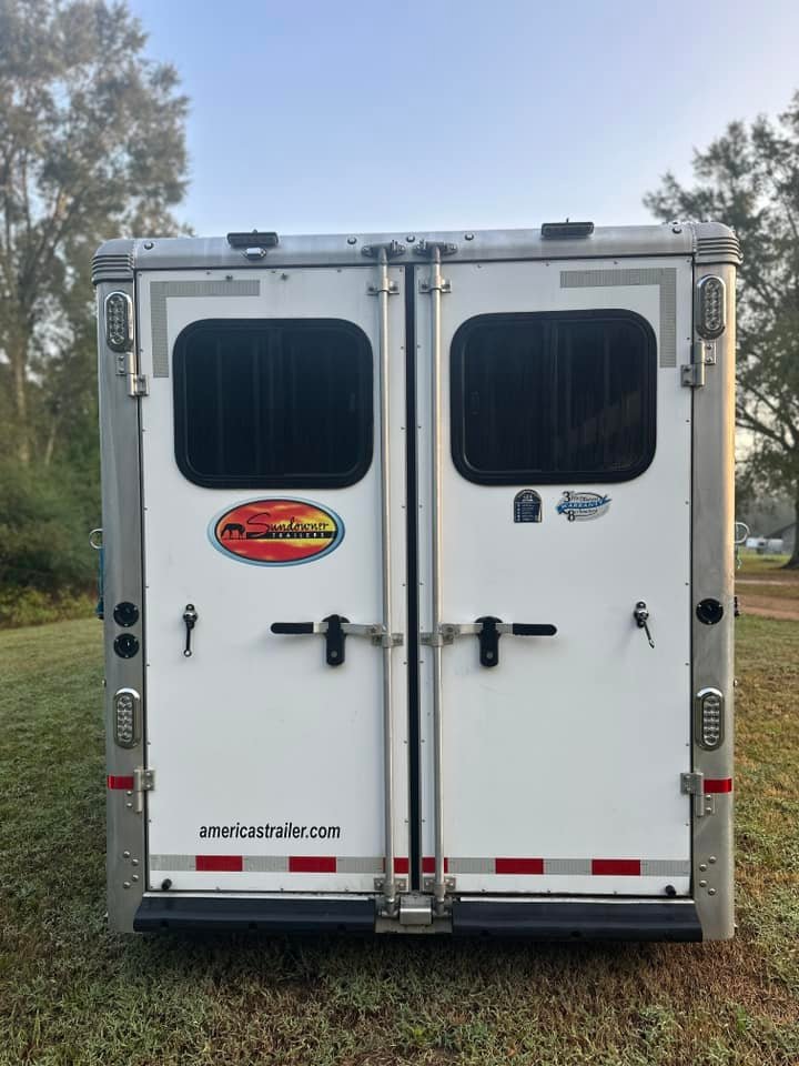 2021 Sundowner Santa Fe Horse Trailer, 4H and Living Quarters Horse Trailer - Image 13