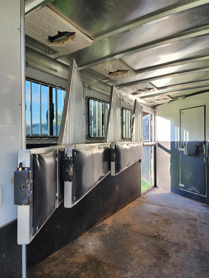 2021 Sundowner Santa Fe Horse Trailer, 4H and Living Quarters Horse Trailer - Image 10