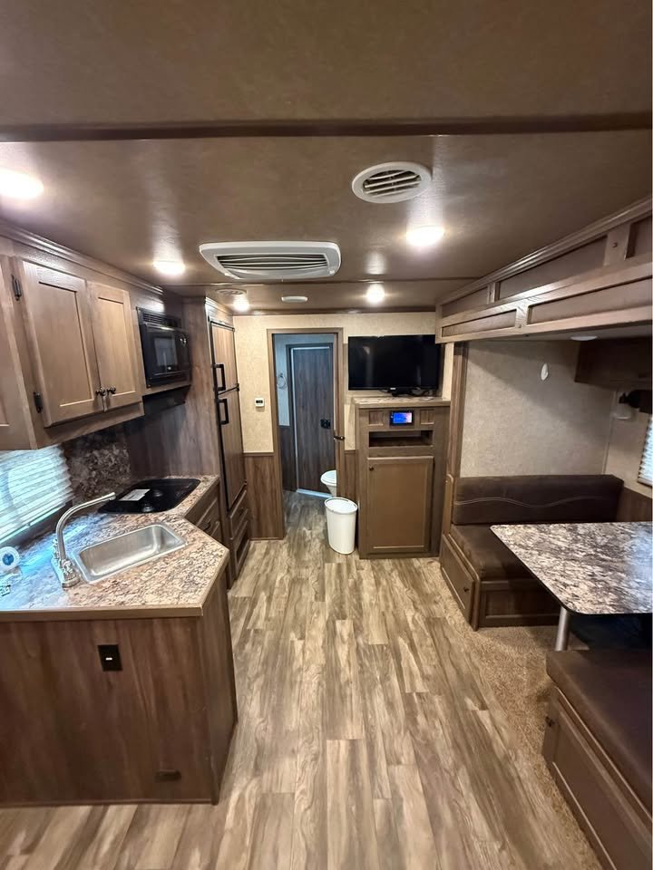 bighorn lakota trailer for sale