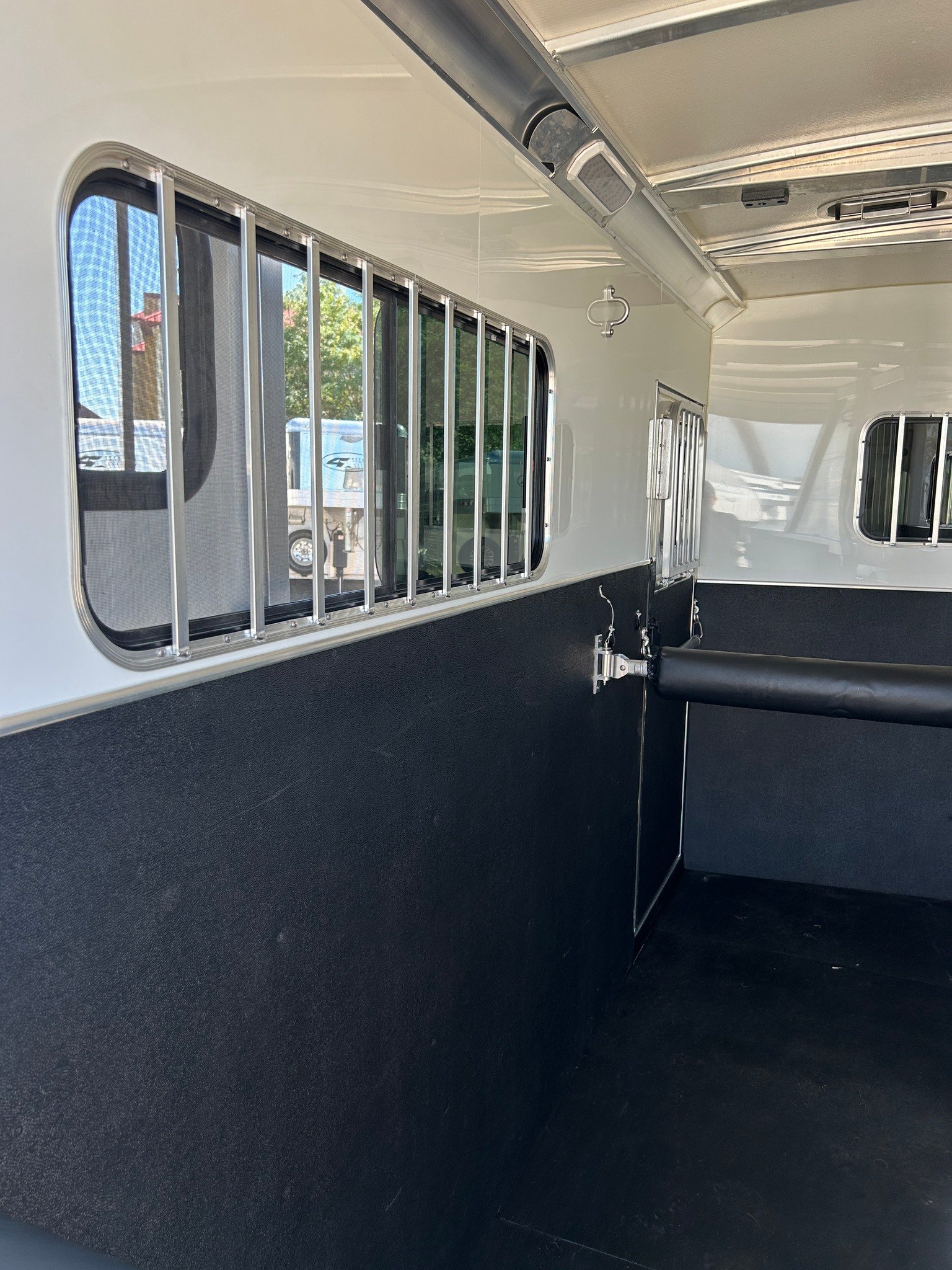 2022 Cimarron NorthStar Bumper Pull Horse trailer - Image 2