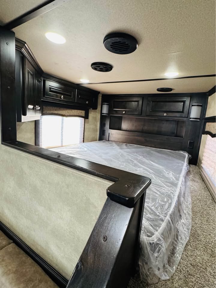 2021 Merhow Next Generation 3 horse trailer - Image 12