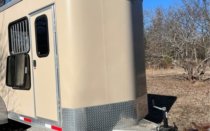 Used Horse Trailer and Its Benefits – Buying Online
