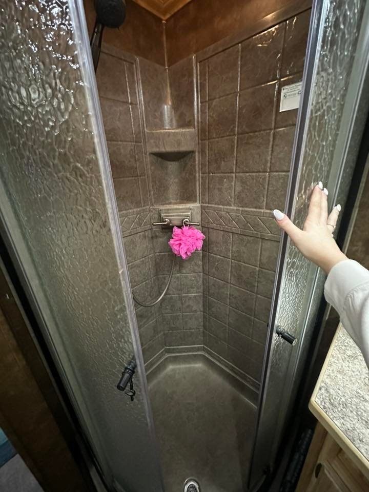 used sundowner 3h with lq