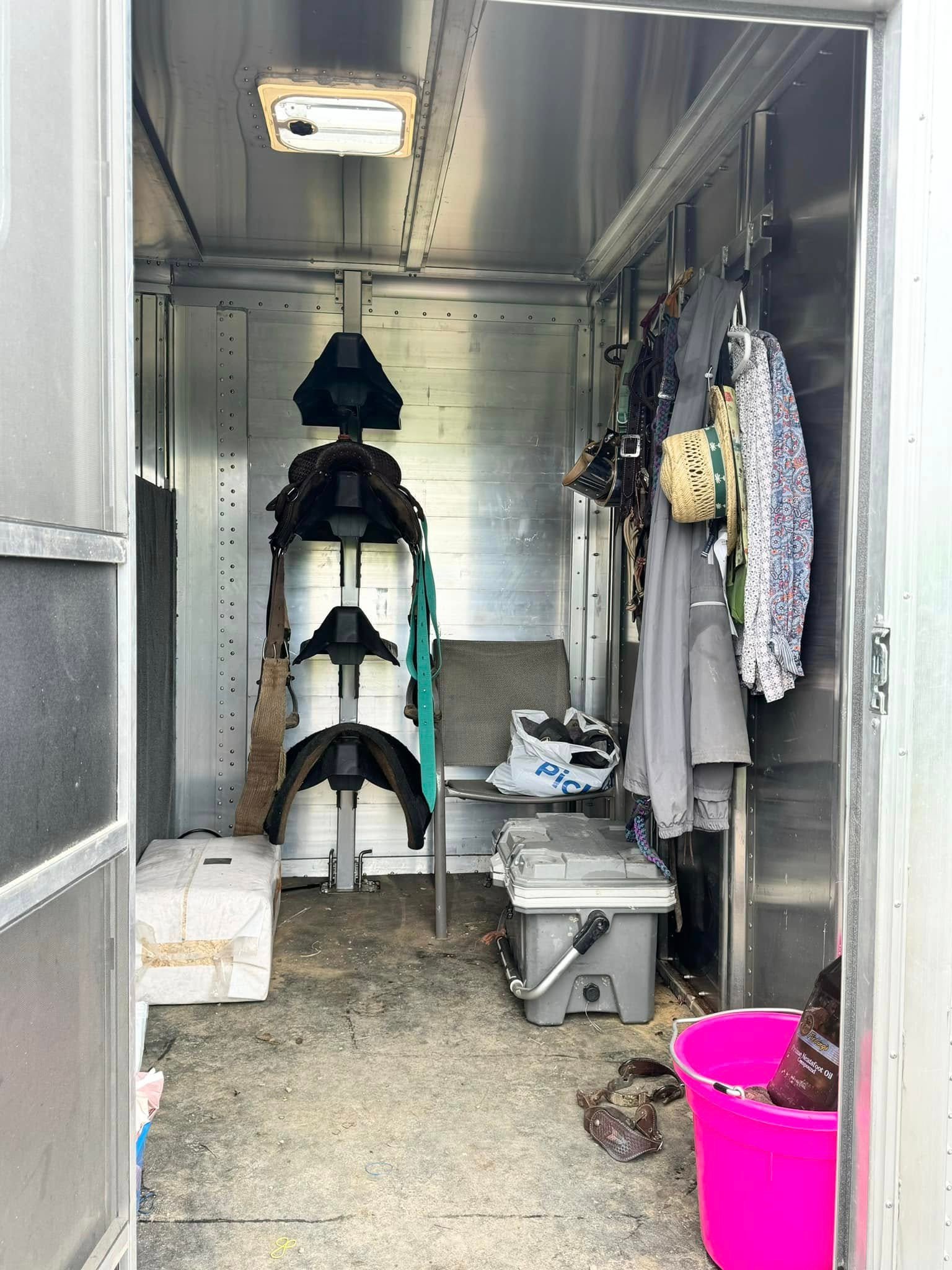 2023 Wilson Roper LiveStock Combo 28 x 8 Trailer - Image 9