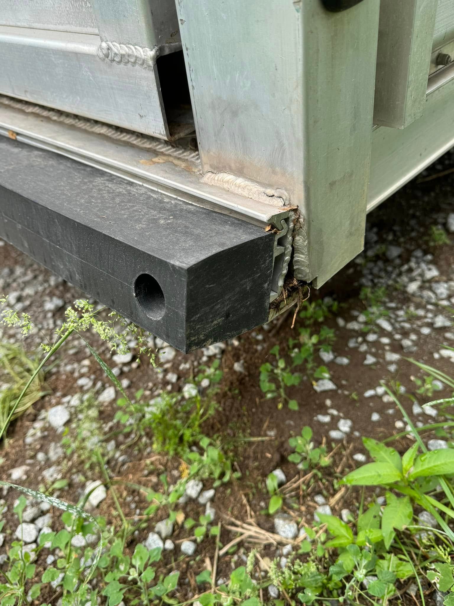 2023 Wilson Roper LiveStock Combo 28 x 8 Trailer - Image 11